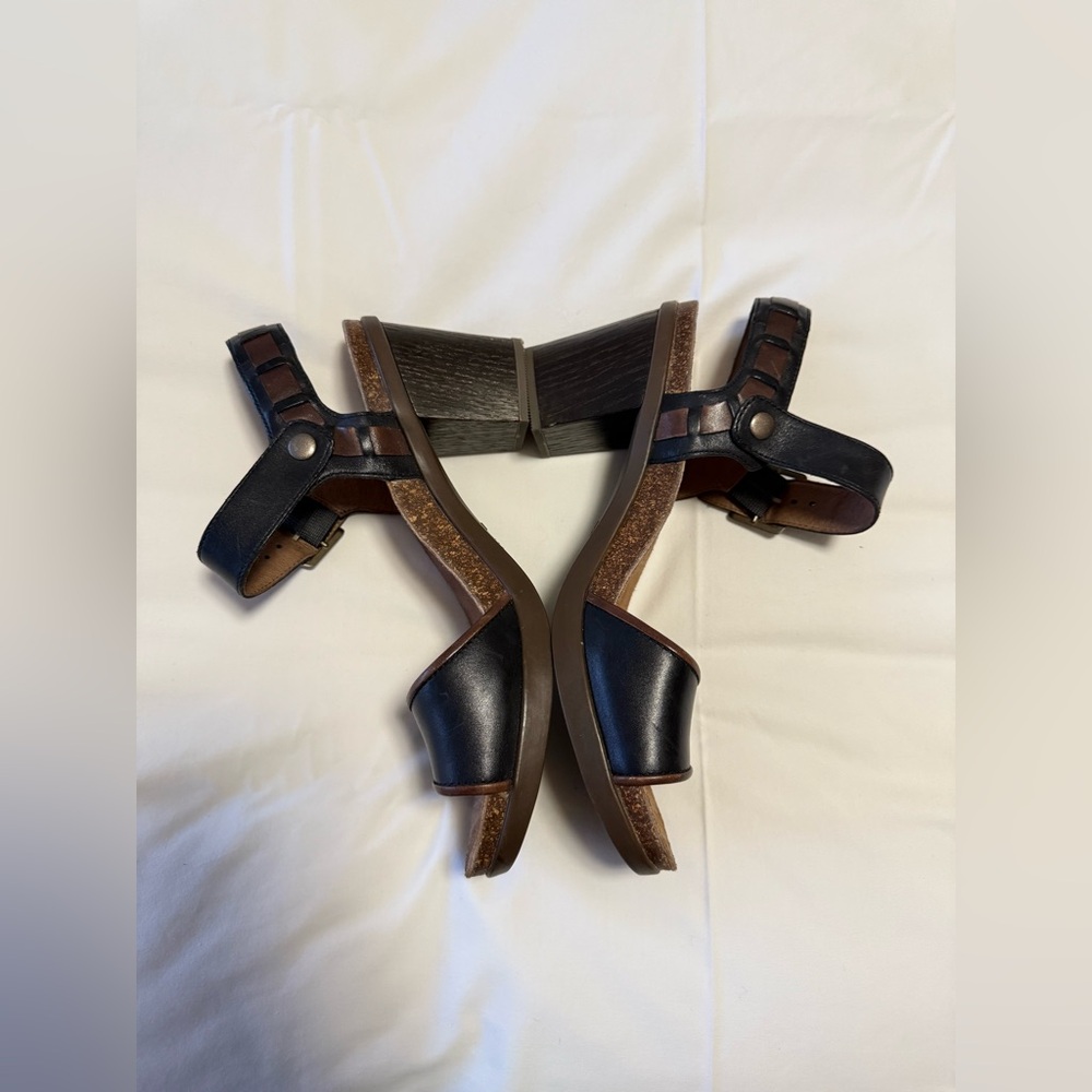 DANSKO | SZ 41 (US 11) | Black Leather Debby SLINGBACK Heel Sandals - Picture 7 of 12